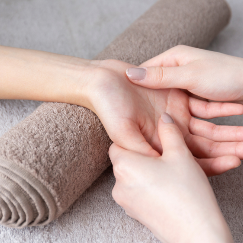 Les mains
